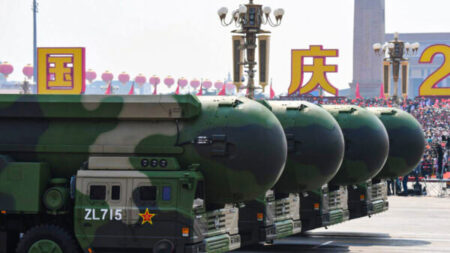 Almirante John Aquilino: China aumenta su arsenal nuclear con su “incremento militar histórico”