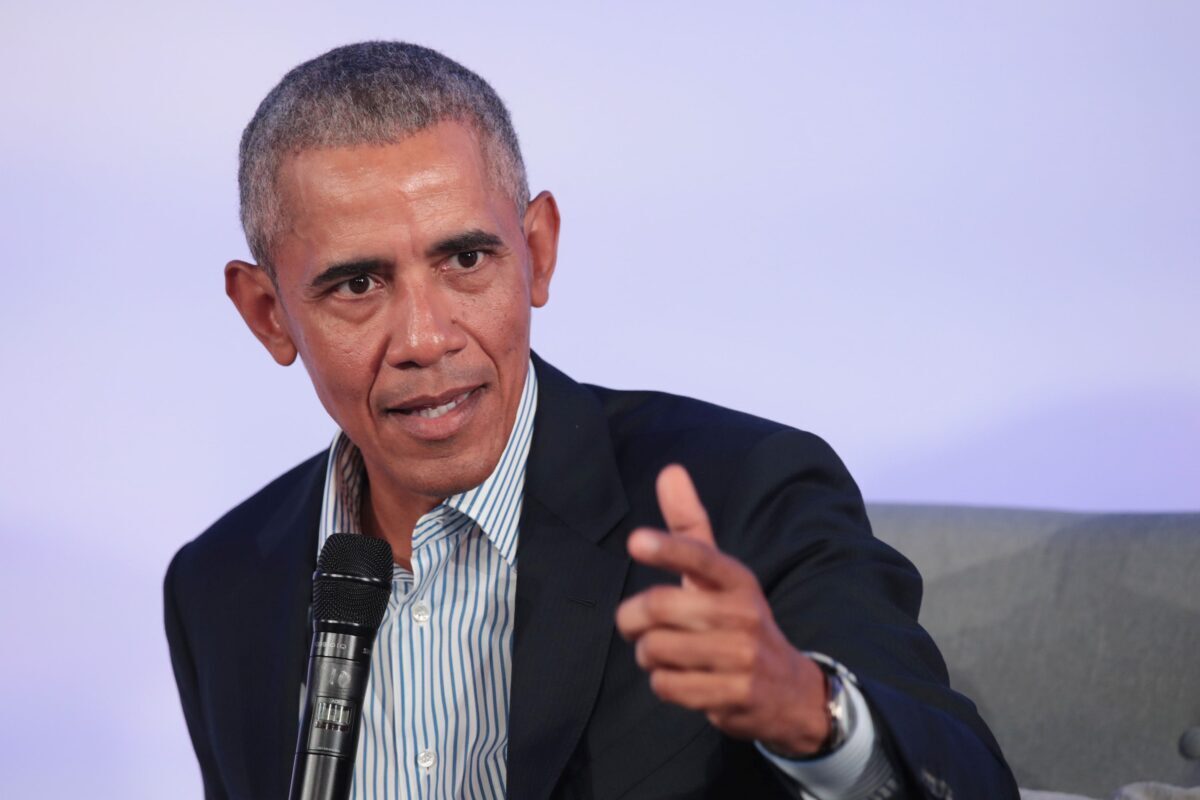 Barack Obama speaks to guests