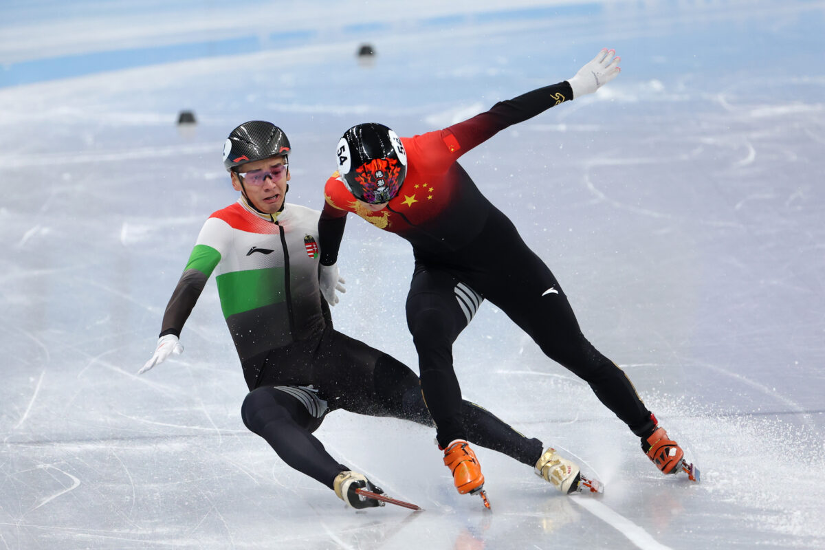 Patinaje de velocidad en pista corta - Día 3 de los Juegos Olímpicos de Invierno de Beijing 2022