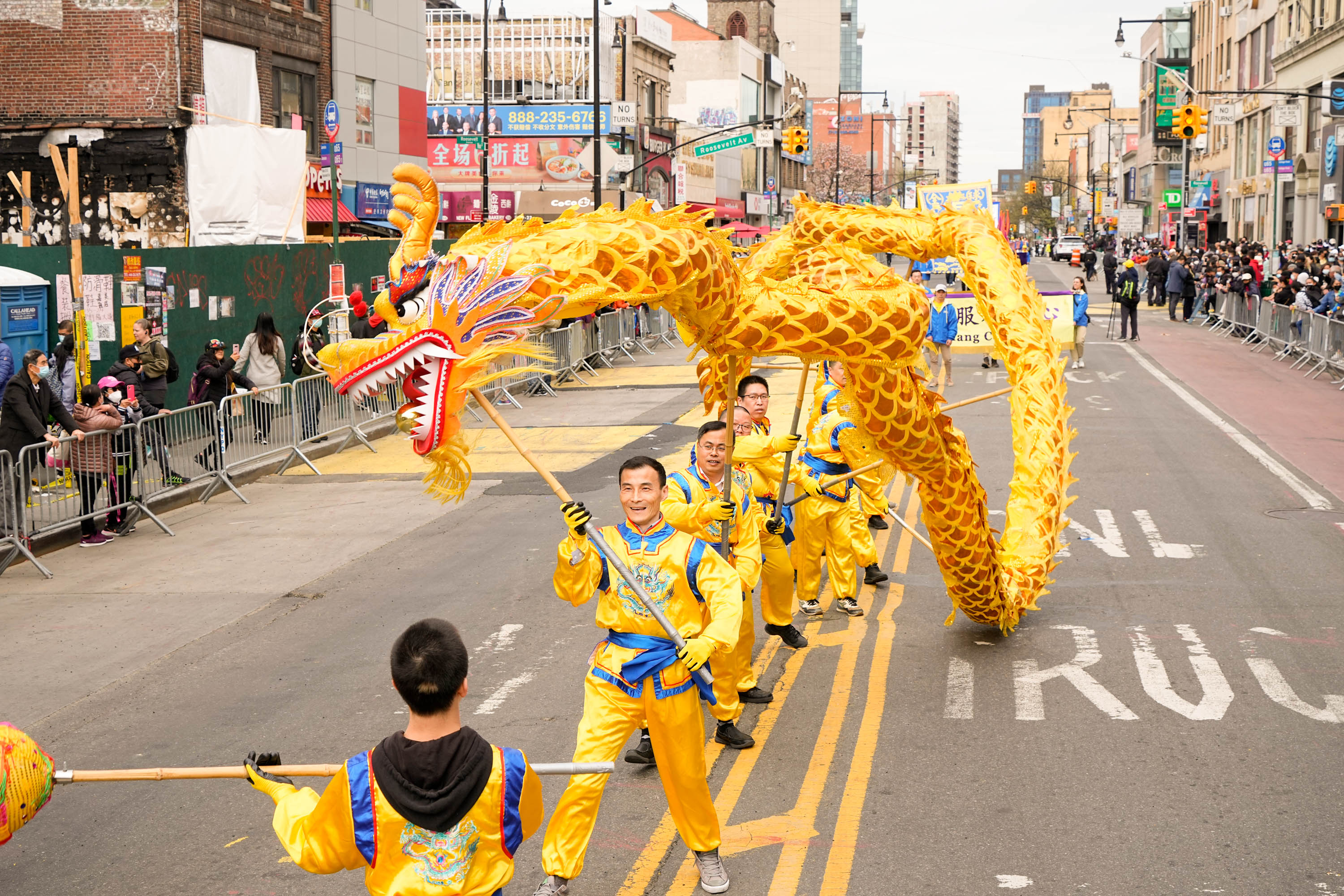Desfile del 23 de abril Flushing Nueva York Falun Gong