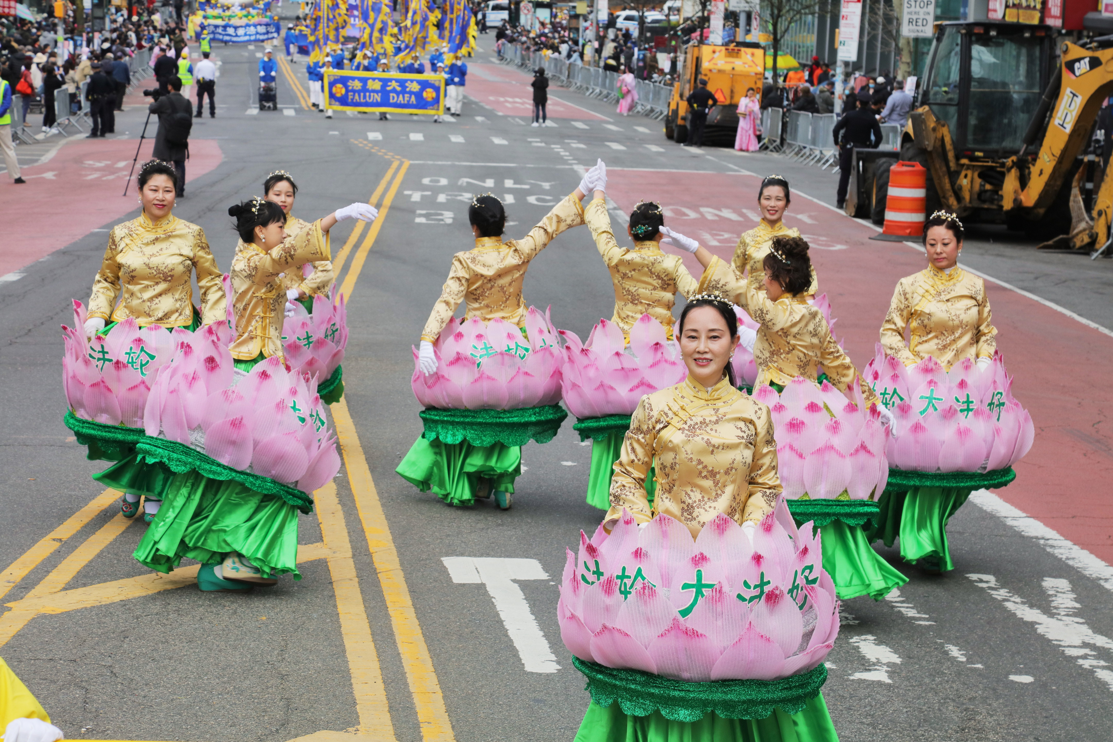 desfile de falun gong zhang xuehui