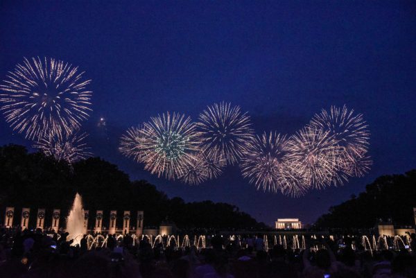 Miles se reúnen en el National Mall para las festividades del 4 de julio y el discurso del presidente Trump