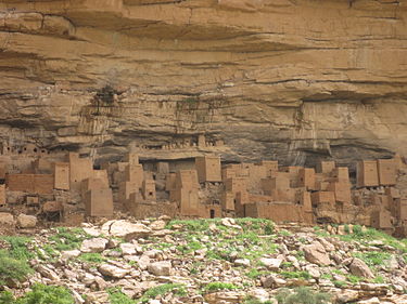 Antiguas viviendas dogonas, en la falla de Bandiagara en África.