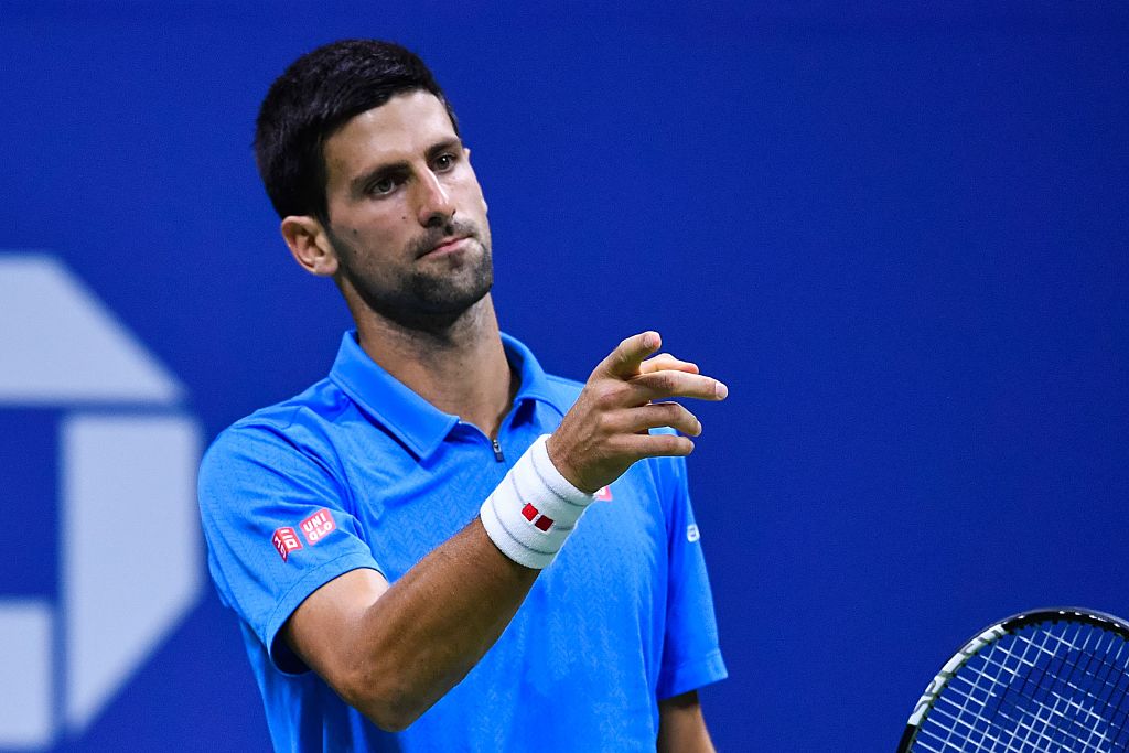 Novak Djokovic de Serbia reacciona después de perder un punto ante Jo-Wilfried Tsonga de Francia durante el US Open 2016 en el Centro Nacional de Tenis USTA Billie Jean King en Nueva York, el 6 de septiembre de 2016.(EDUARDO MUNOZ ALVAREZ / AFP / Getty Images)