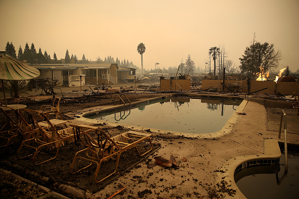 Casa con piscina completamente quemadas el 9 de octubre de 2017 en Santa Rosa, California. (Foto de Justin Sullivan / Getty Images)